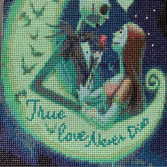 NWT! Jack and Sally- Love Never Dies Diamond Art on Canvas 11”x 17”x 3/4” - Picture 4 of 14
